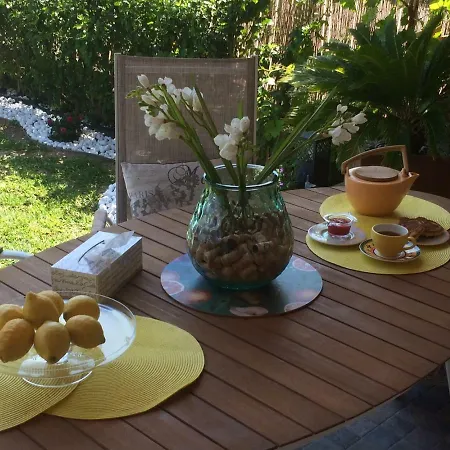 Ferienhaus Amazing 3 Bedrooms Townhouse With A Fantastic Sea Views Estepona