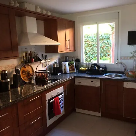 Ferienhaus Amazing 3 Bedrooms Townhouse With A Fantastic Sea Views