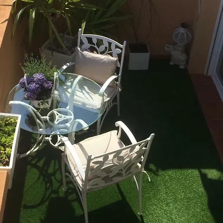 Ferienhaus Amazing 3 Bedrooms Townhouse With A Fantastic Sea Views Estepona