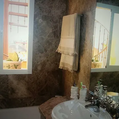 Ferienhaus Amazing 3 Bedrooms Townhouse With A Fantastic Sea Views *