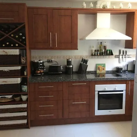 Amazing 3 Bedrooms Townhouse With A Fantastic Sea Views
